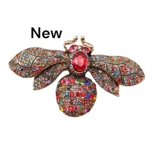 New Oversized Multicolor Bee Brooch – Maxi Faux Crystal Statement Pin 3.94”